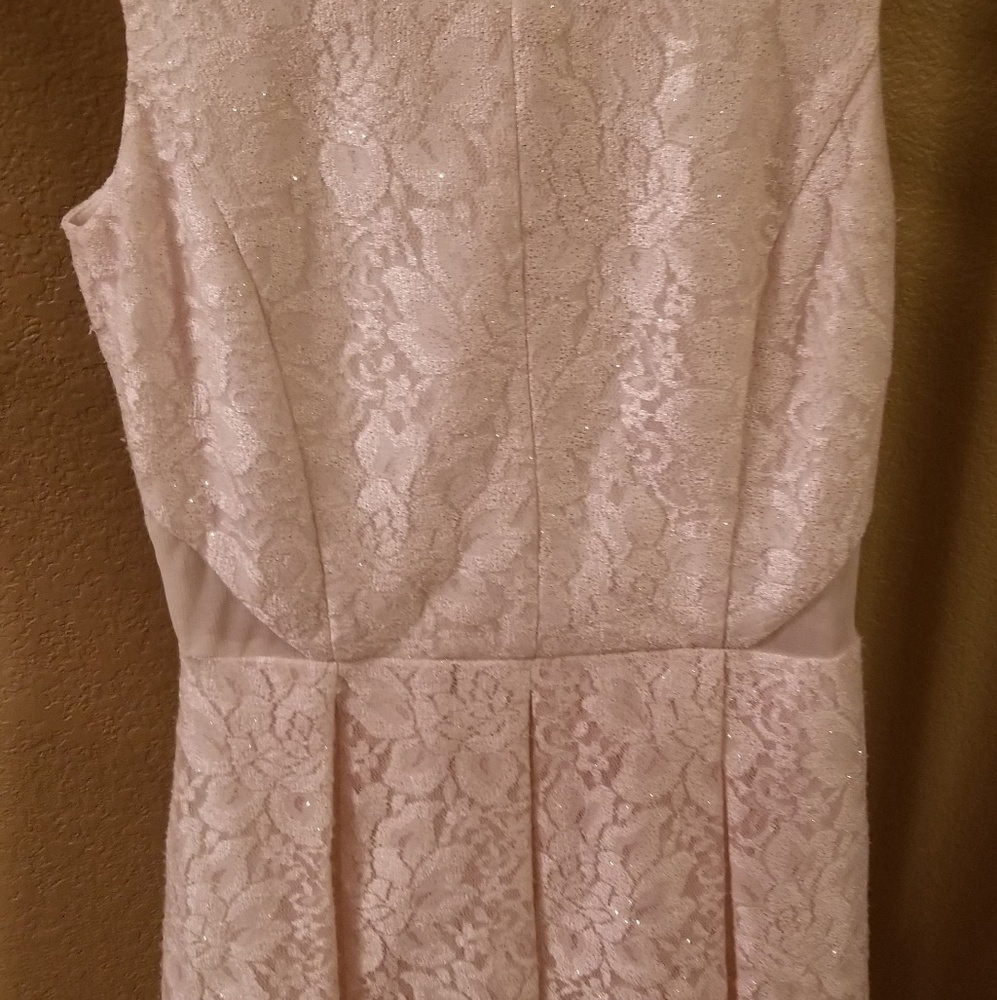 Dress - Picture 4 of 4